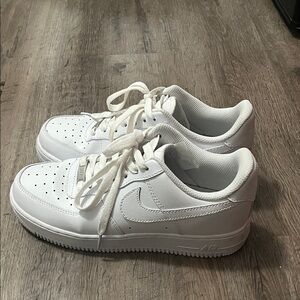 Nike White Air Force 1